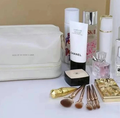 Necessaire de Maquiagem Portátil – Seu Kit de Beleza em Movimento